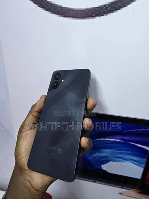 Samsung Galaxy A06 128 GB Gray