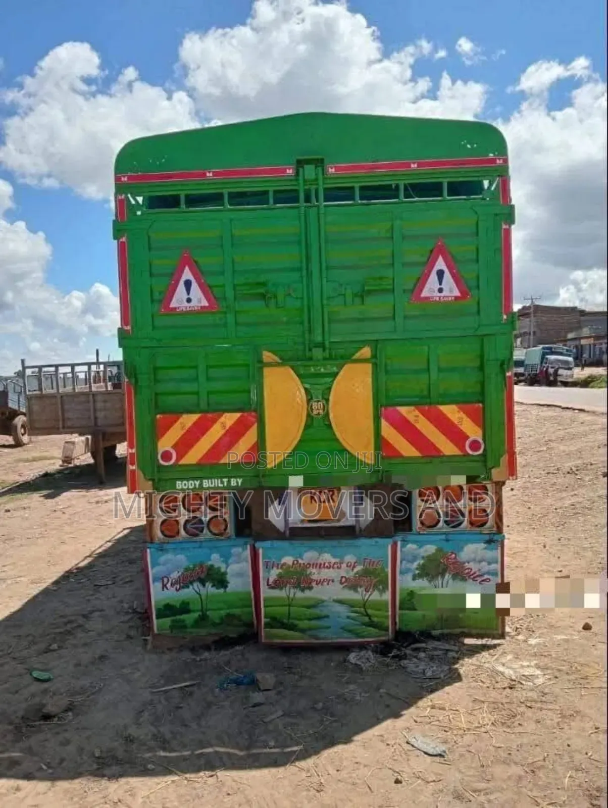 Fh/Trucks for Transport and Errands Services Are Readily Available