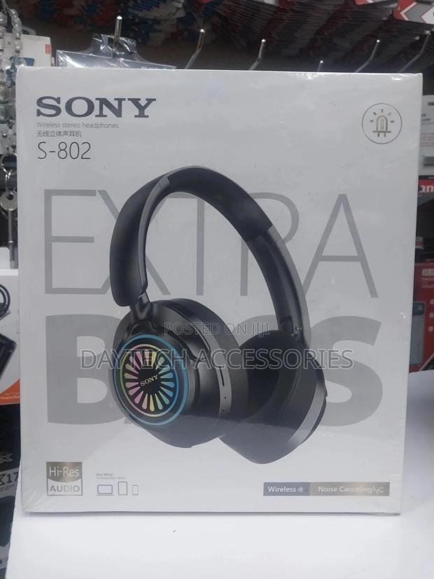 The Sony S-802 Wireless Stereo Headphones.