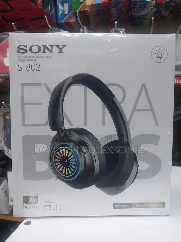 Sony Over-Ear Wireless Headphones – S-802 - thumbnail 2