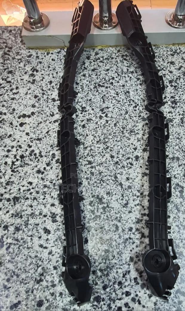 Toyota Fielder/Axio 161 Rear Bumper Slides