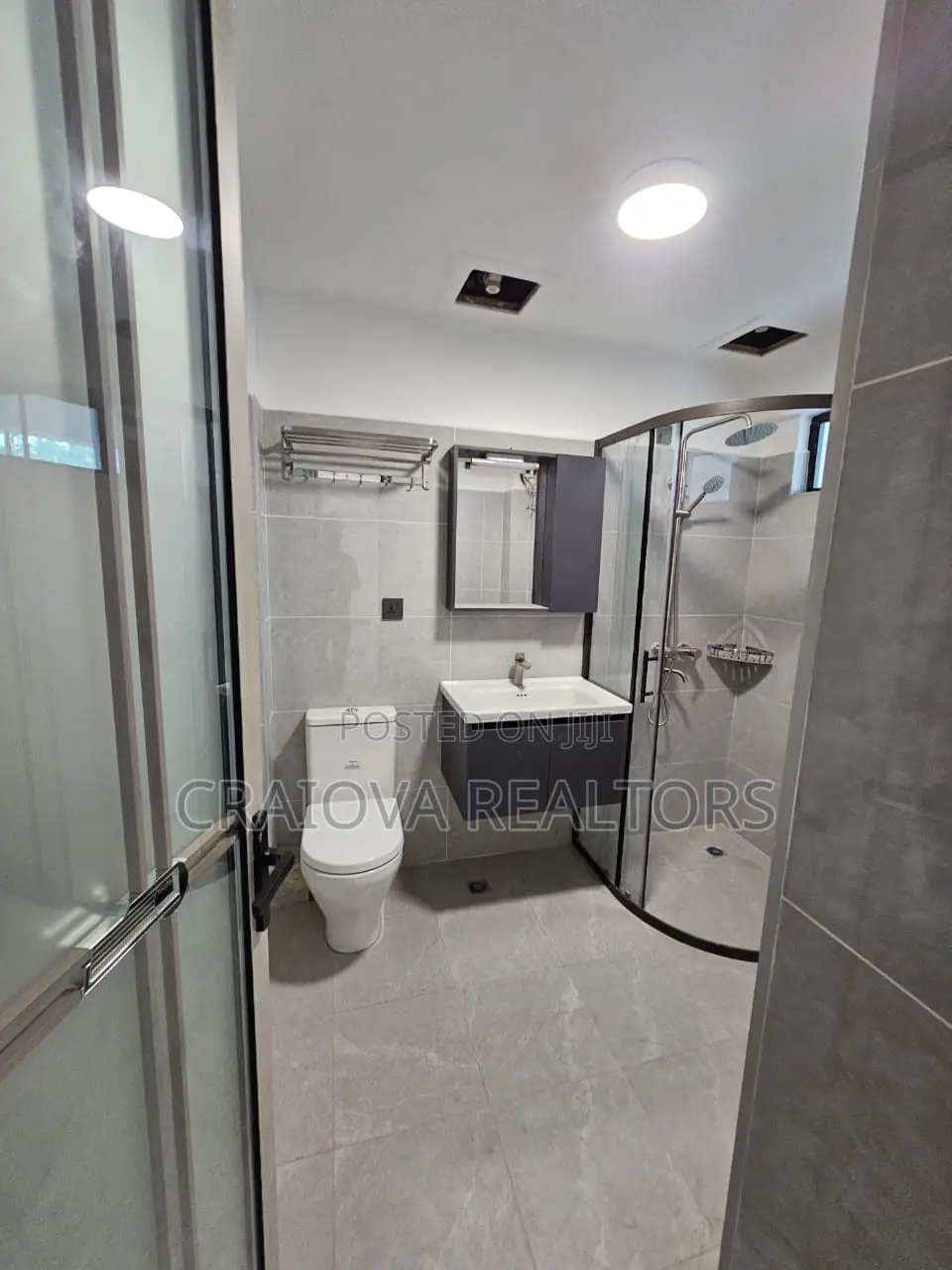 Studio Apartment in Valley Arcade for sale