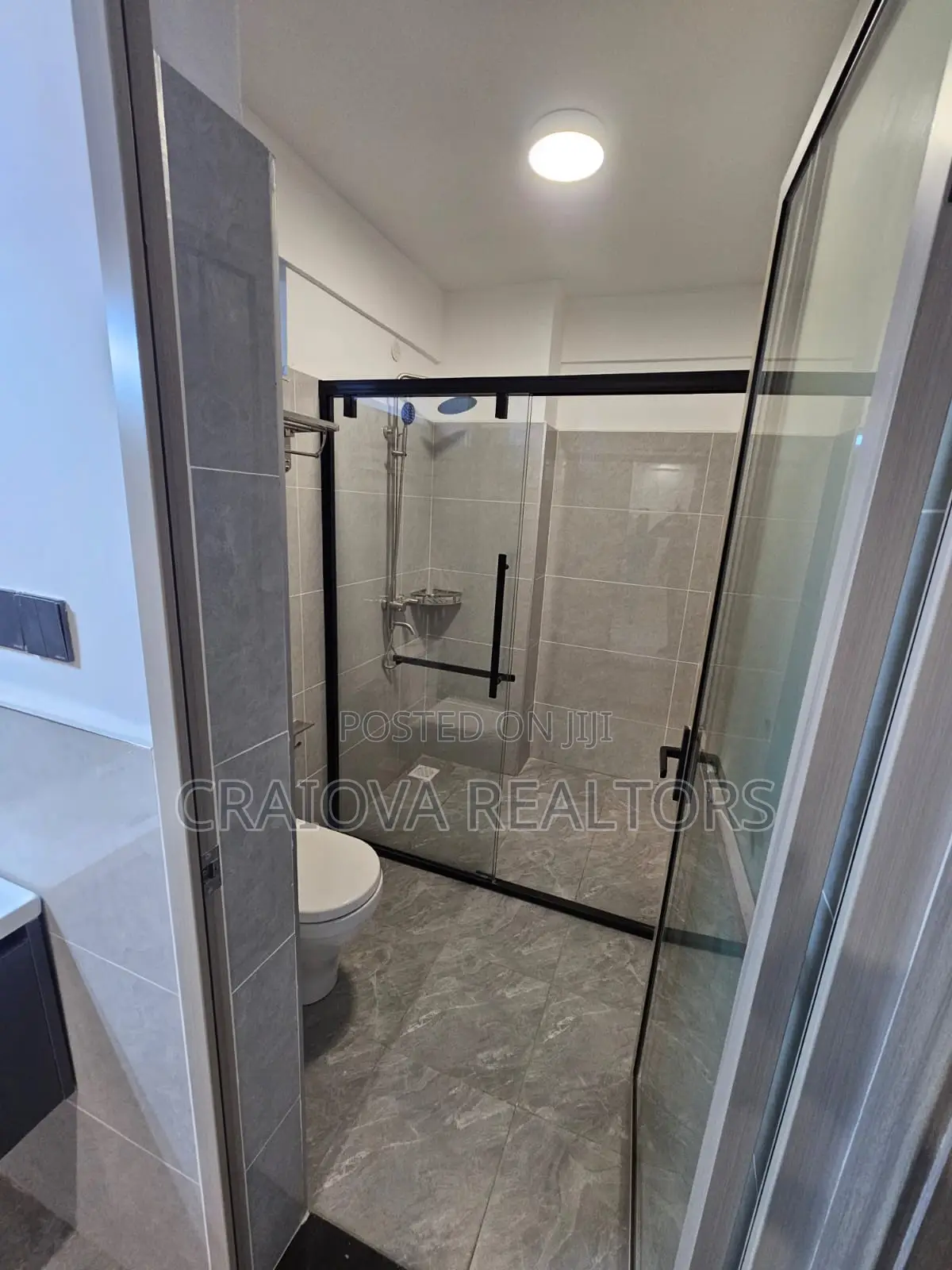 Studio Apartment in Valley Arcade for sale