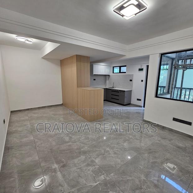 Studio Apartment in Valley Arcade for sale - thumbnail 3