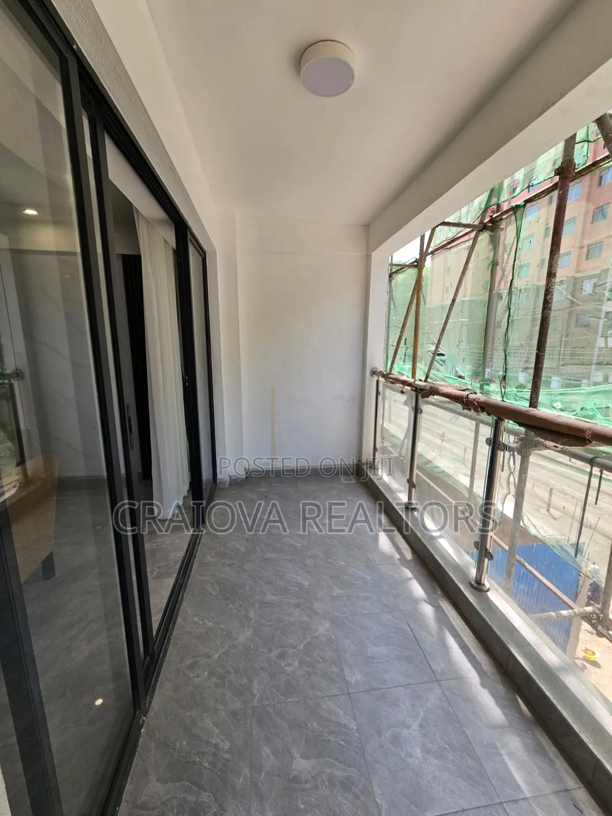1bdrm Apartment in Valley Arcade for sale