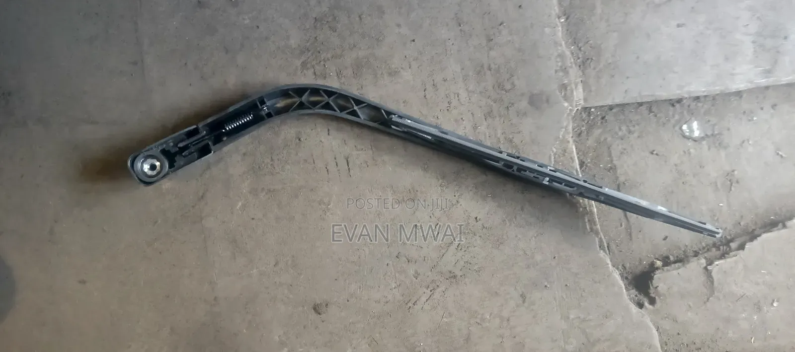Nissan Wingroad Y11 Rear Wiper