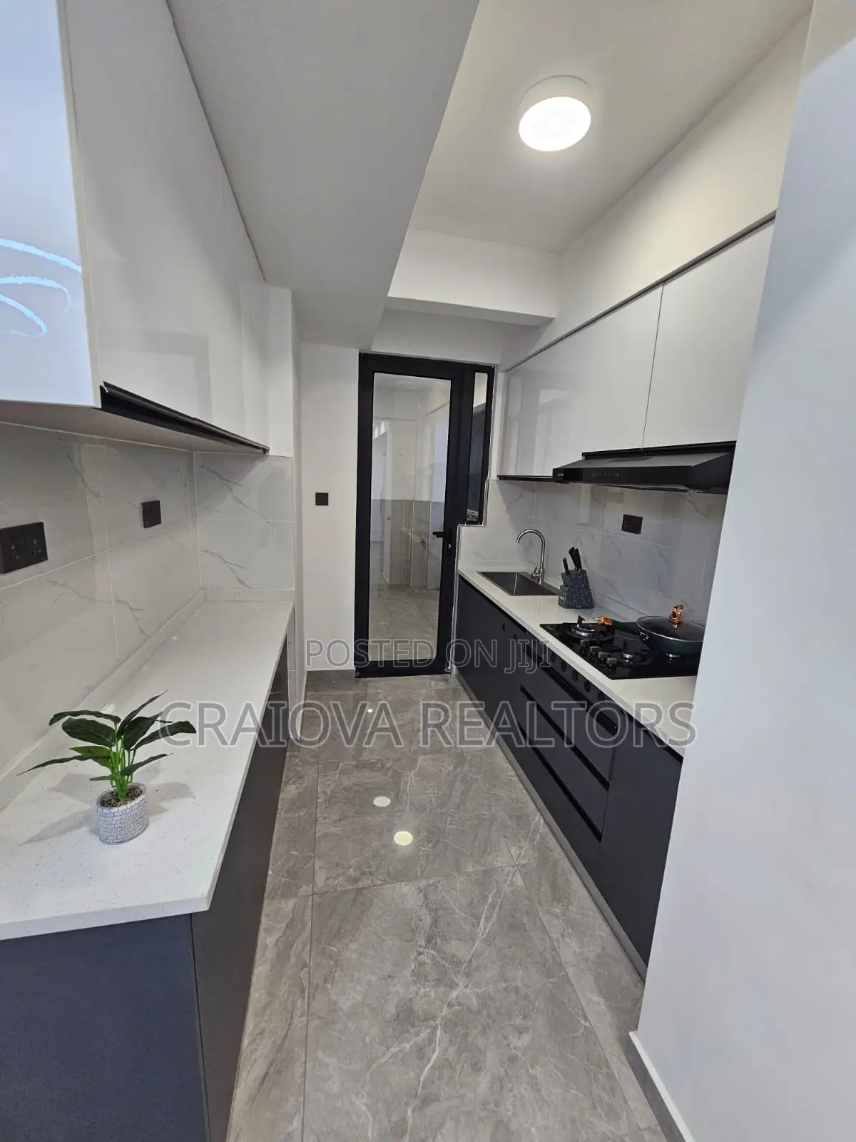 2bdrm Apartment in Valley Arcade for sale