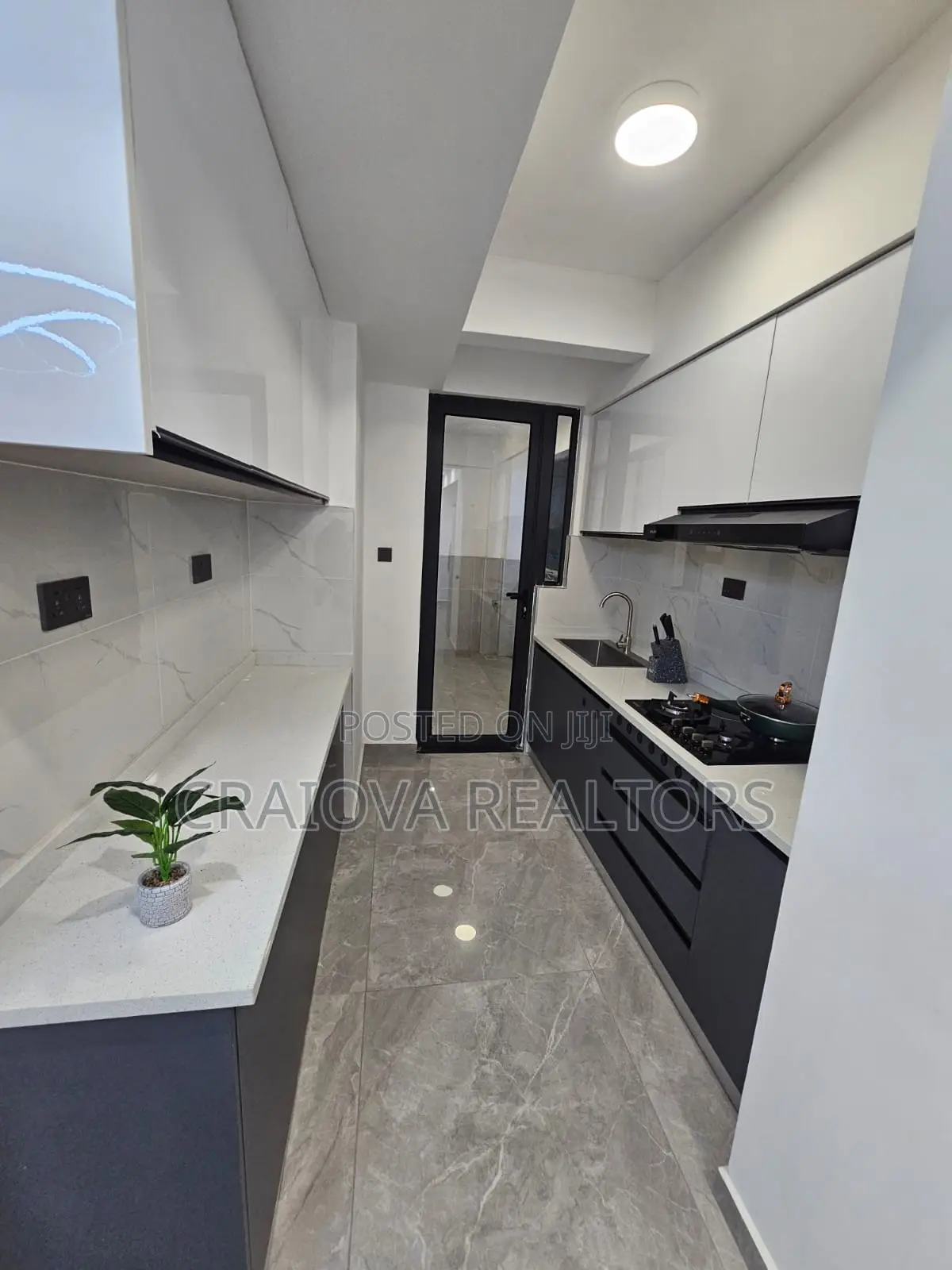 2bdrm Apartment in Valley Arcade for sale