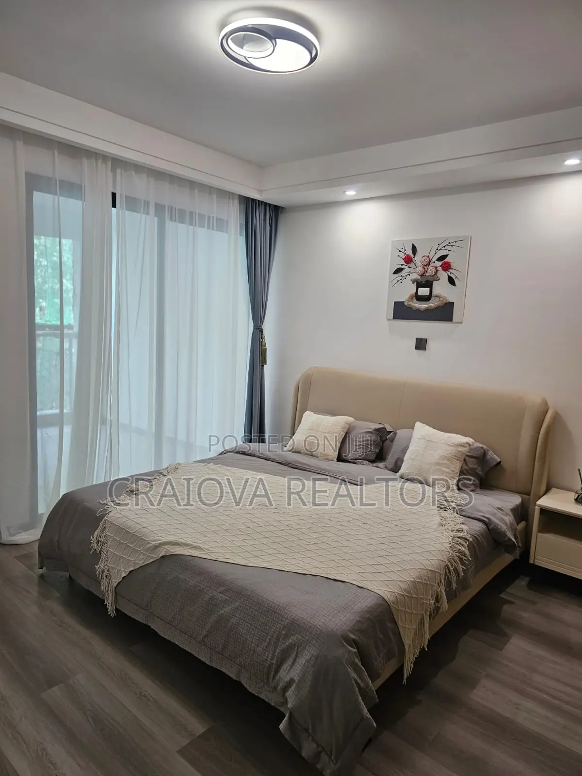 2bdrm Apartment in Valley Arcade for sale