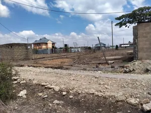 1/4 Plot for Sale, Malaa