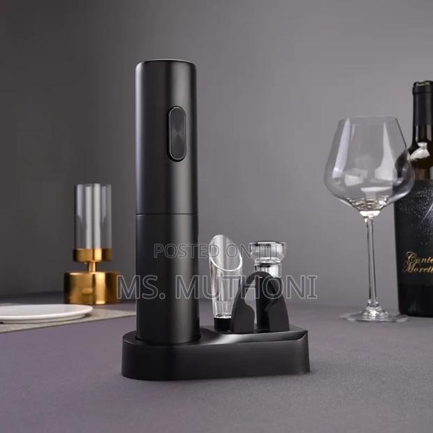 * Wine Opener Set With Stand*