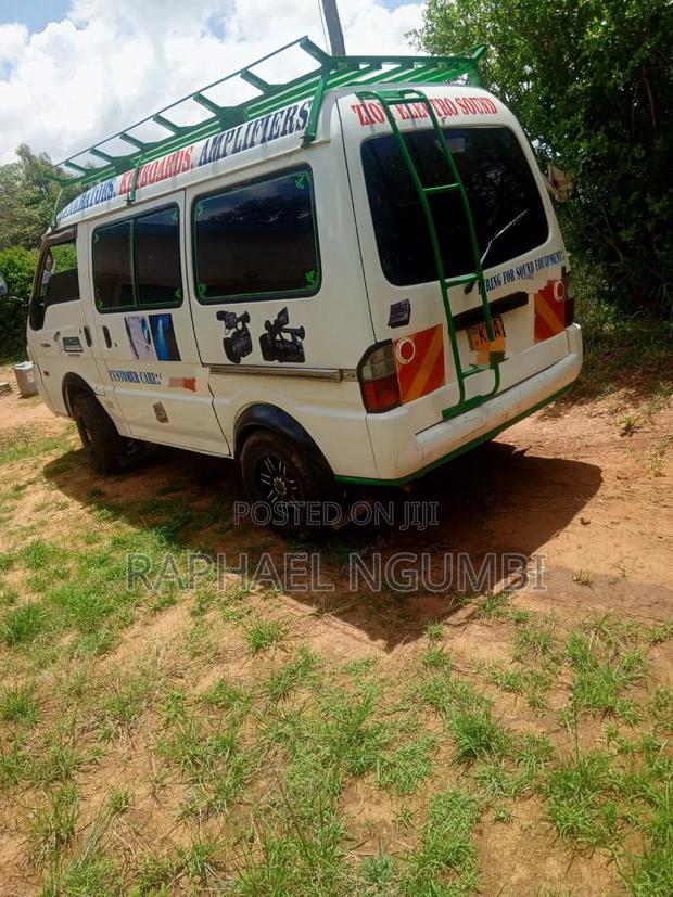 Mazda Bongo 2008 White - thumbnail 9