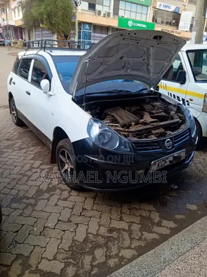Nissan Advan 2009 White
