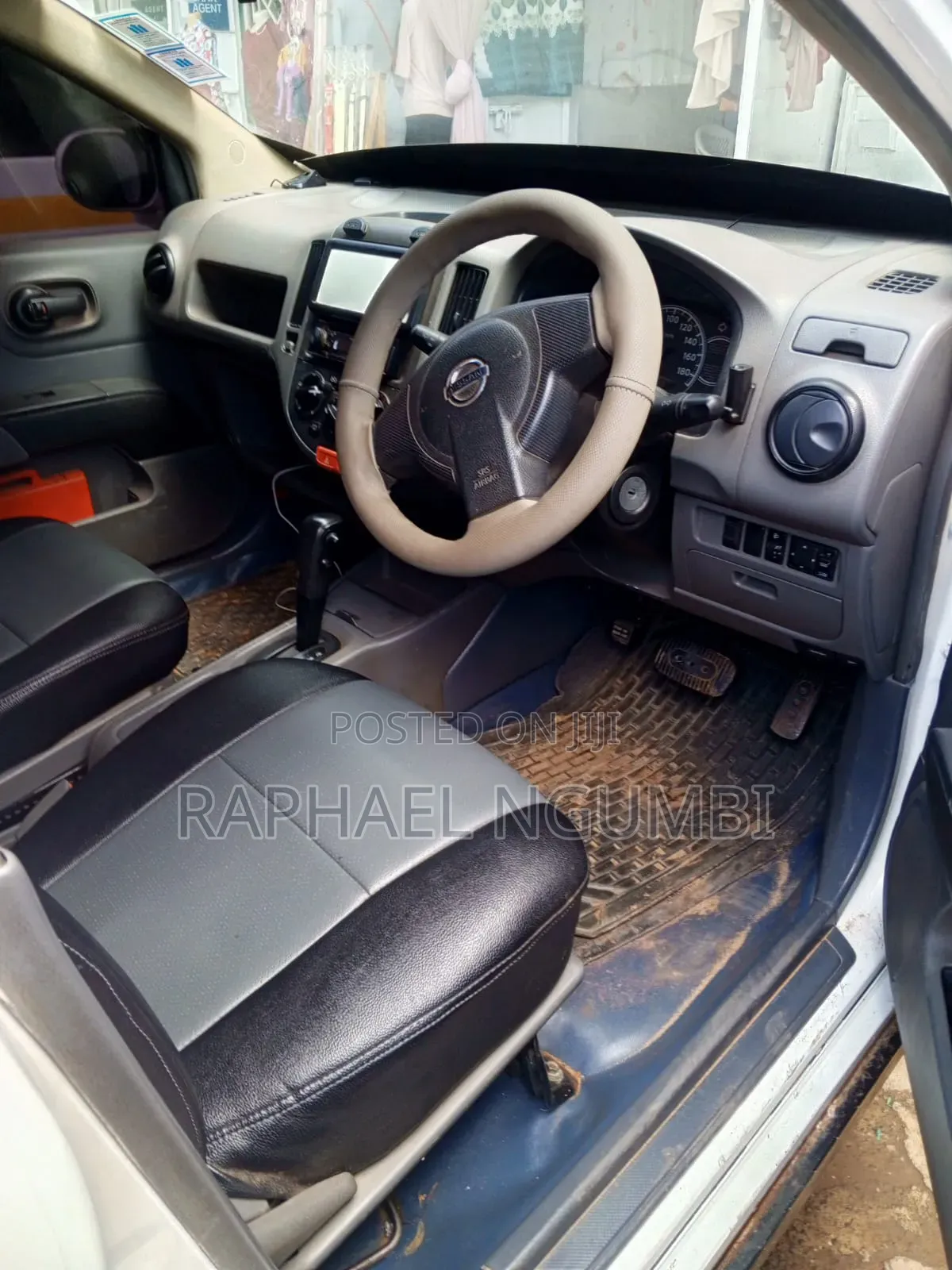 Nissan Advan 2009 White