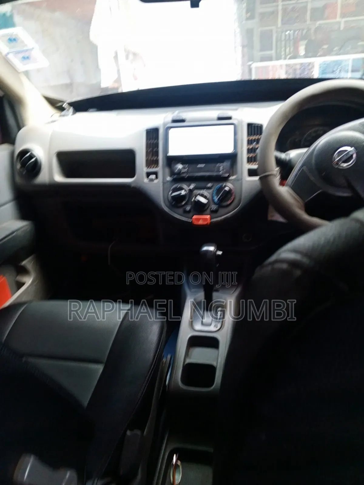 Nissan Advan 2009 White