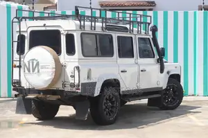 Land Rover Defender Puma 110 2.4 TD 2009 Off white