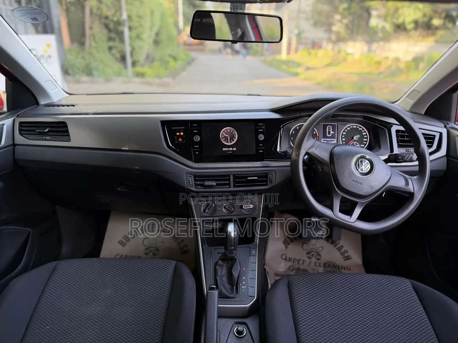 Volkswagen Polo 2018 Red