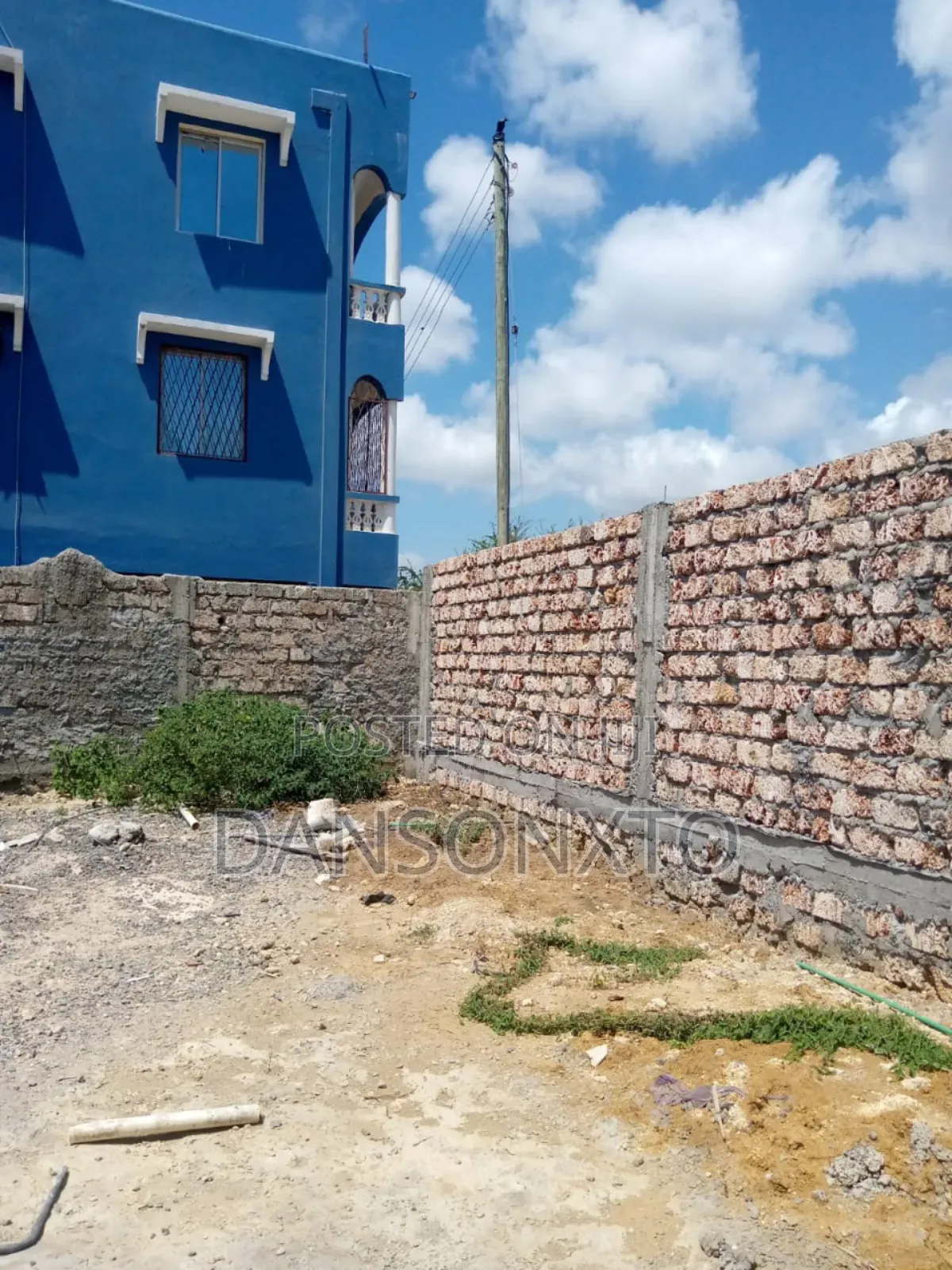 Bamburi Plot for Sale 80*80 Behind Wema Centre. With Clean Title Deed