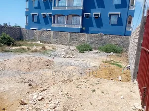 Bamburi Plot for Sale 80*80 Behind Wema Centre. With Clean Title Deed