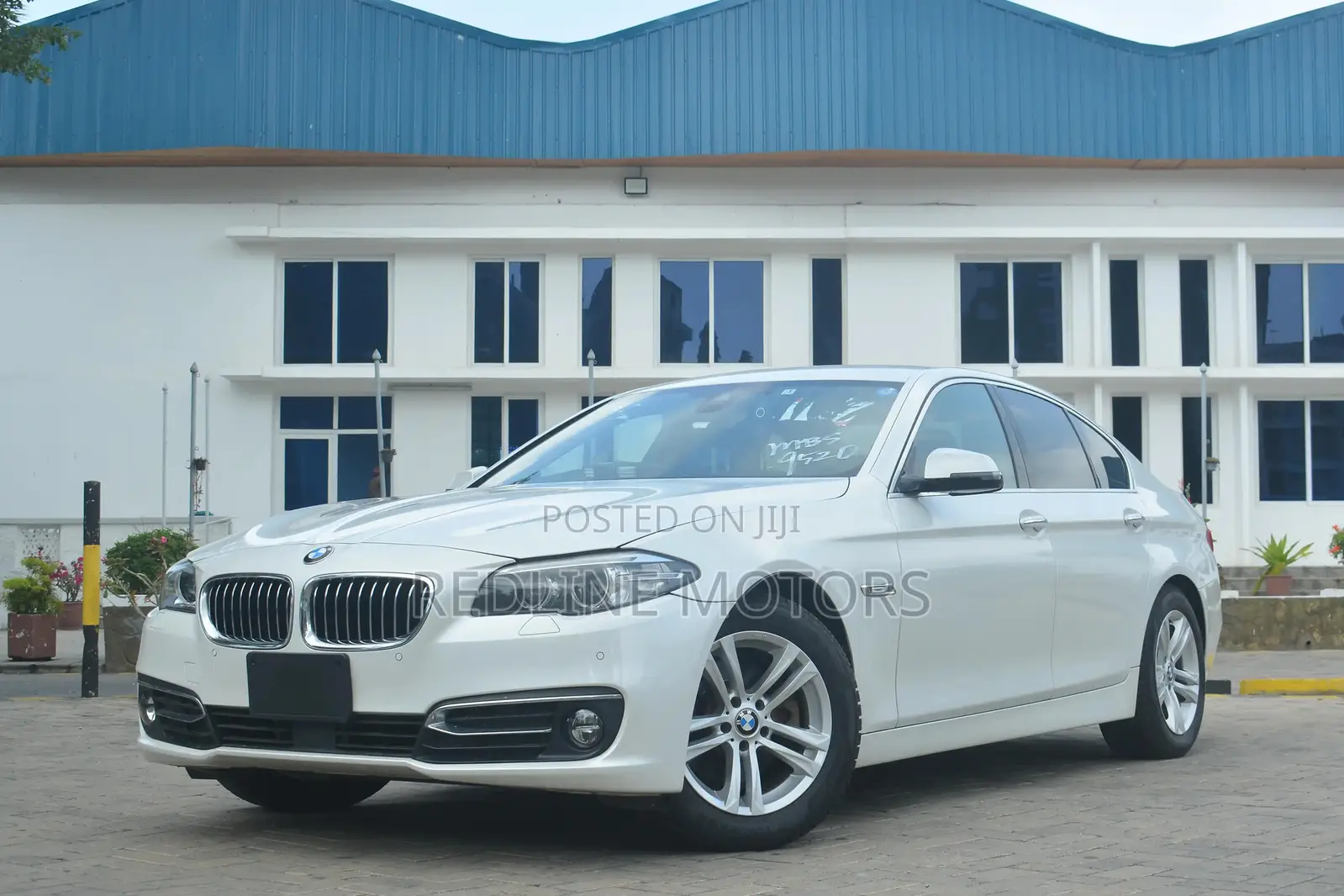 BMW 523i 2017 Pearl