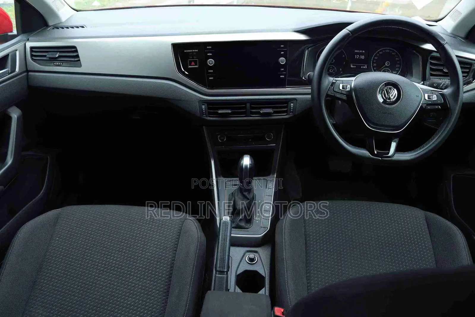 Volkswagen Polo 2018 Red