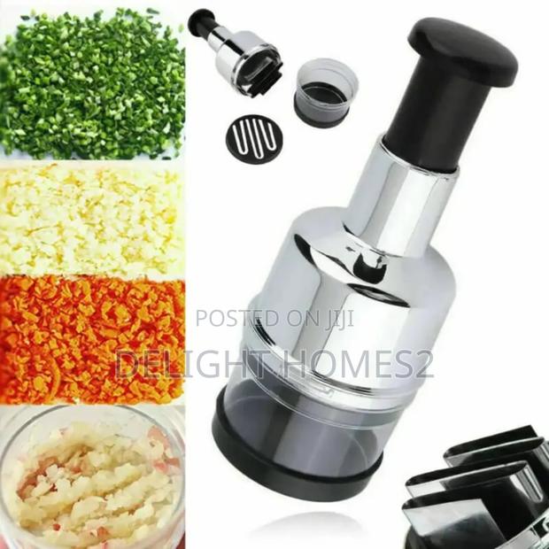 Stainless Steel Garlic Masher_cu - thumbnail 2