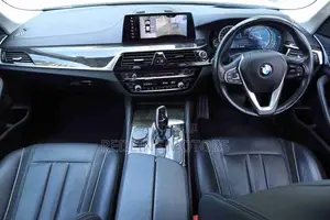 BMW 523i 2018 White