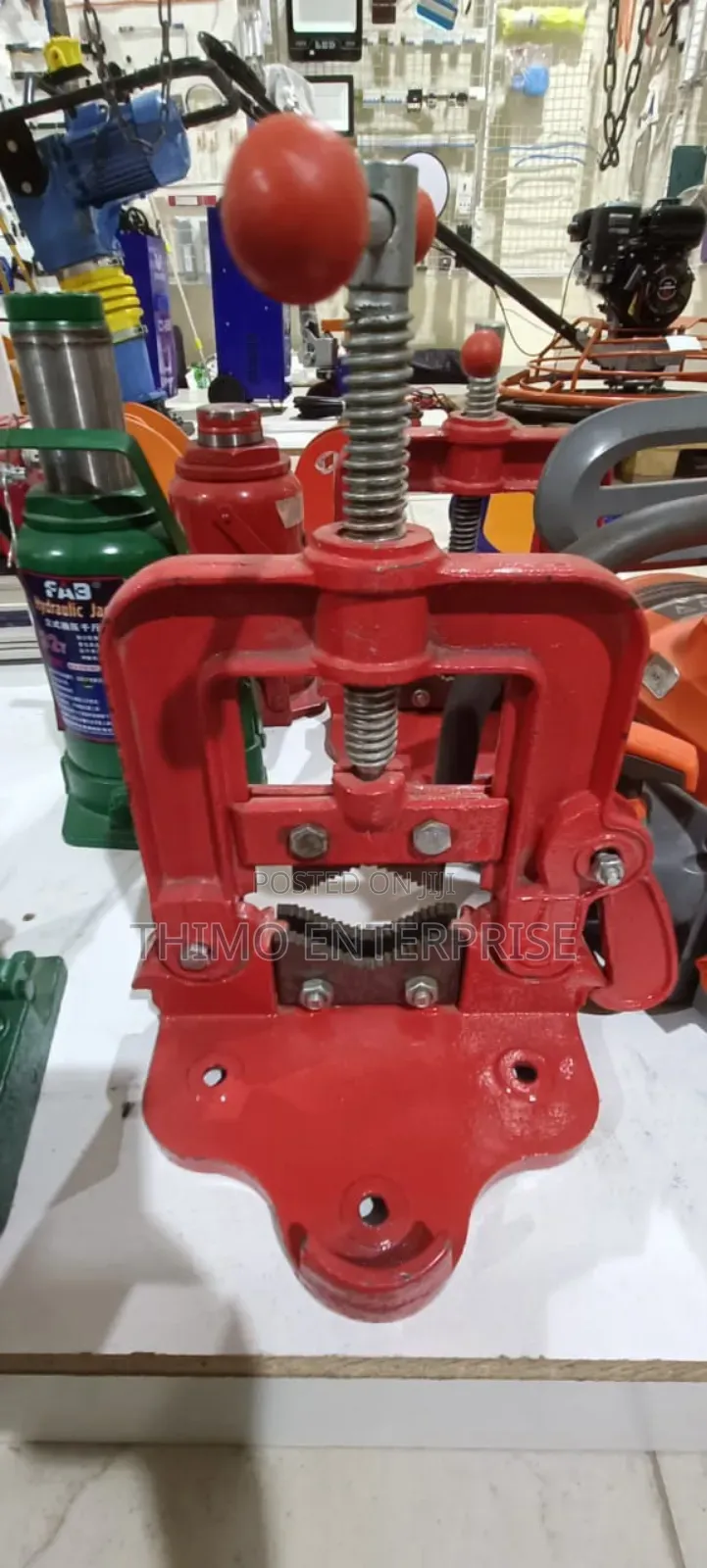 Pipe Vice Machine