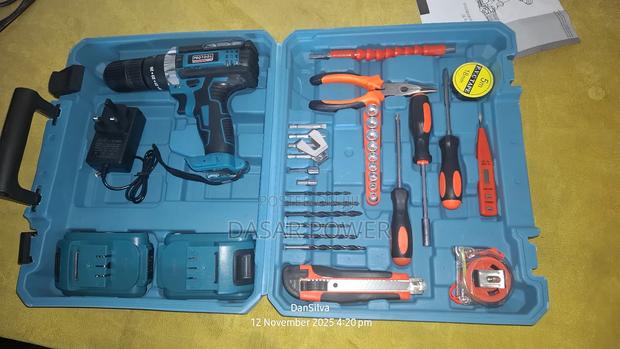 Cordles Drill With Accessories - main view