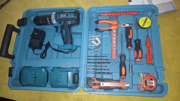 Cordles Drill With Accessories - thumbnail 2