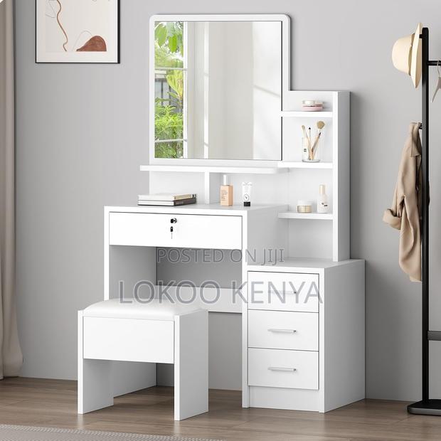 Dresser; Wooden Unlighted Sliding Mirror Make Up Dressing Table - thumbnail 5