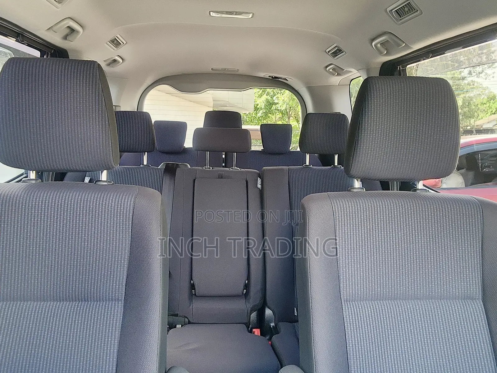 Toyota Noah 2.0 FWD (8 Seater) 2018 Silver