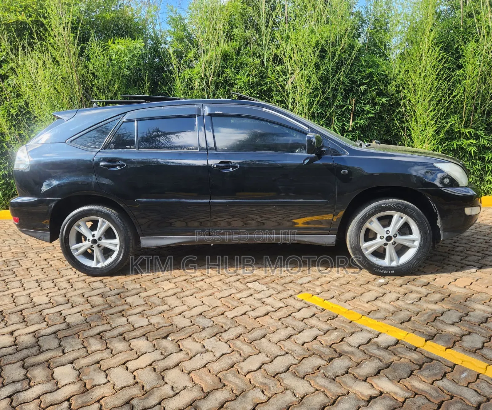 Toyota Harrier 2.4 2010 Black