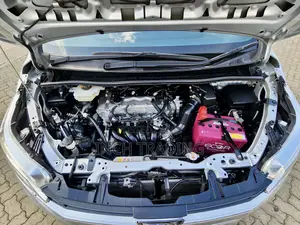 Toyota Noah 2.0 FWD (8 Seater) 2018 Silver