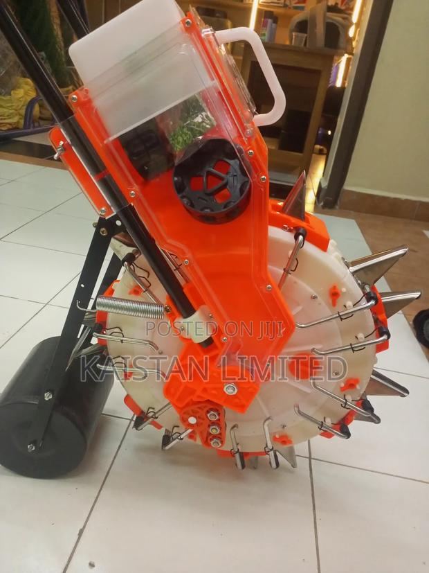 Seed Planter/Seed And Fertilizer Planter - thumbnail 3