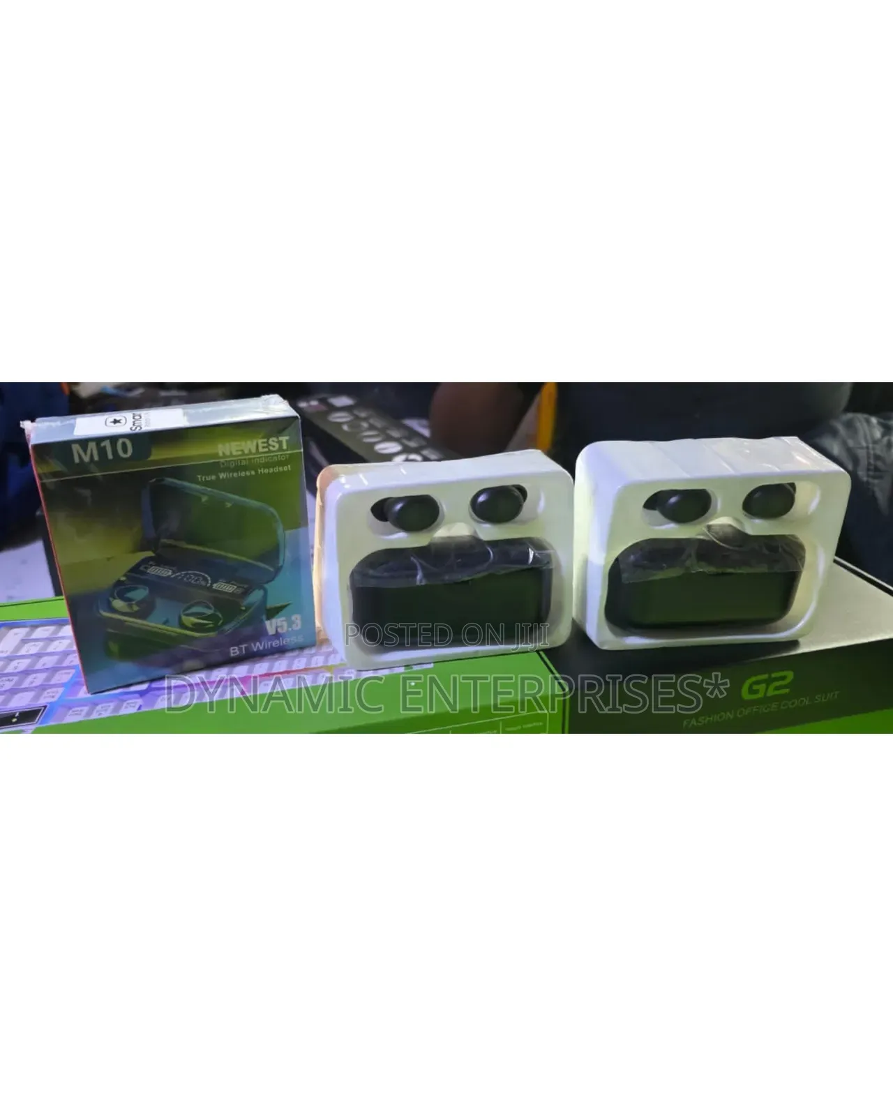 Wireless Earpod
 Distance 10m Duration 5hours