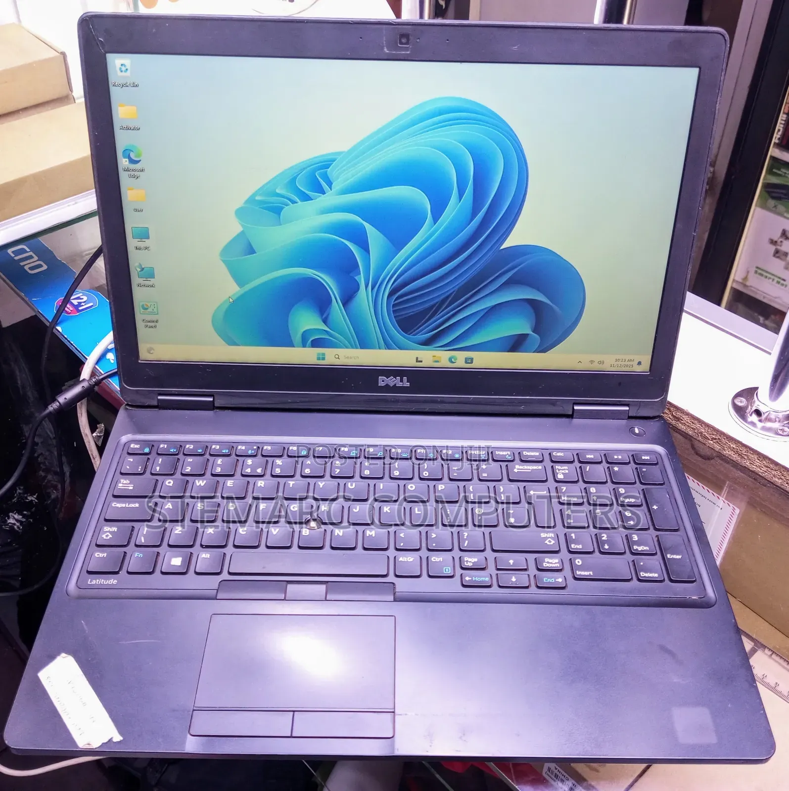 Laptop Dell Latitude 5580 4GB Intel Core I5 HDD 500GB