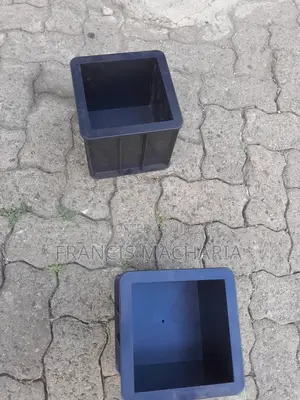 Heavy-Duty Concrete Cube Moulds