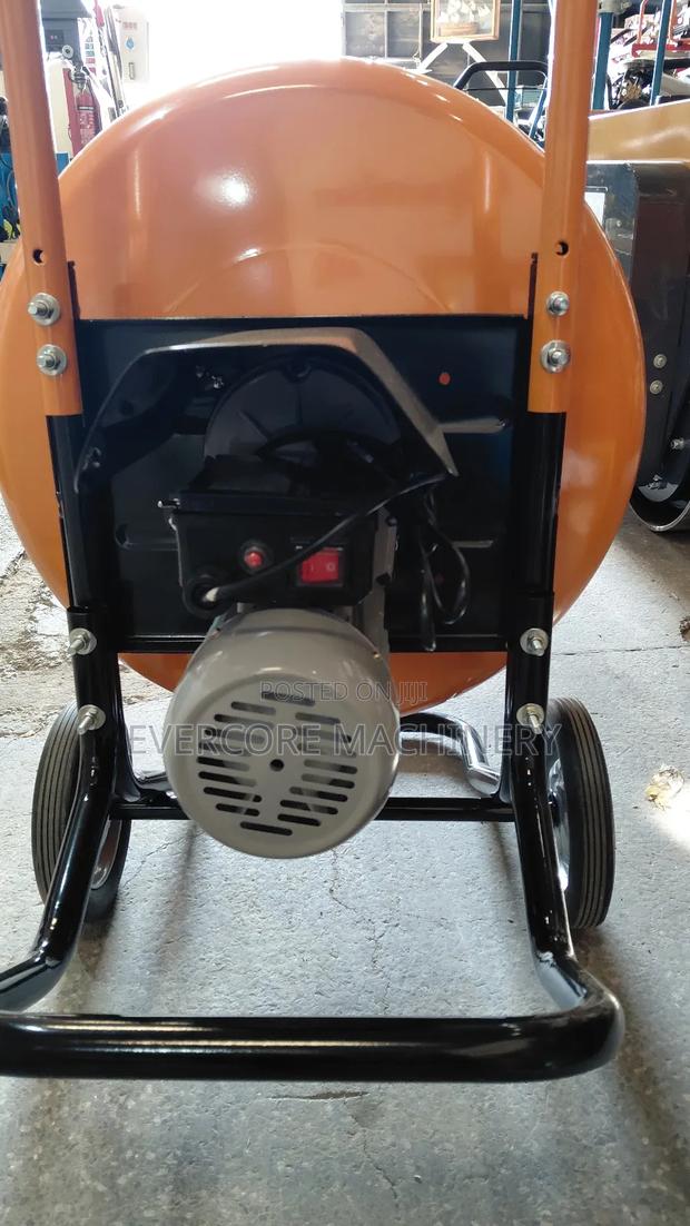 Electric Portable Concrete Mixer 140litres Best Quality. - thumbnail 2