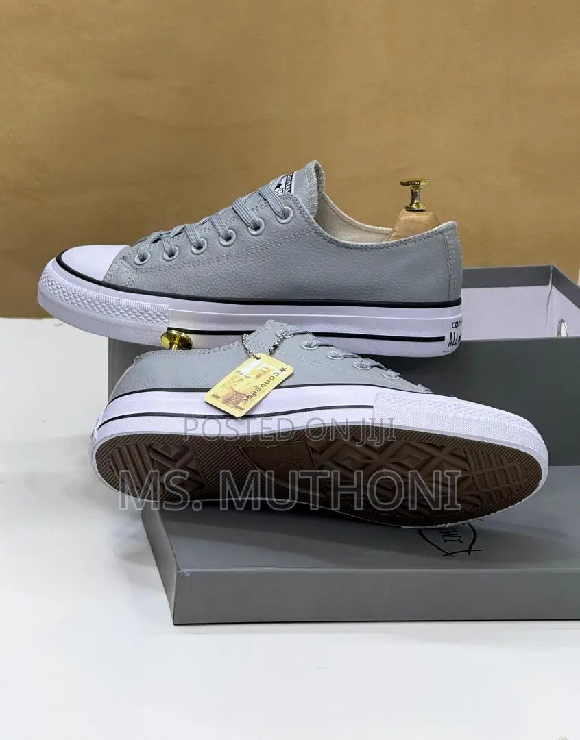 Unisex Quality Conv€Rse Leather Sizes (36/37/38/39/40/41/42/43)