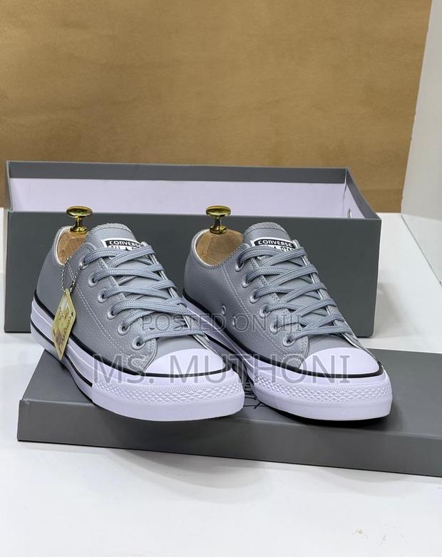 Unisex Quality Conv€Rse Leather Sizes (36/37/38/39/40/41/42/43) - main view