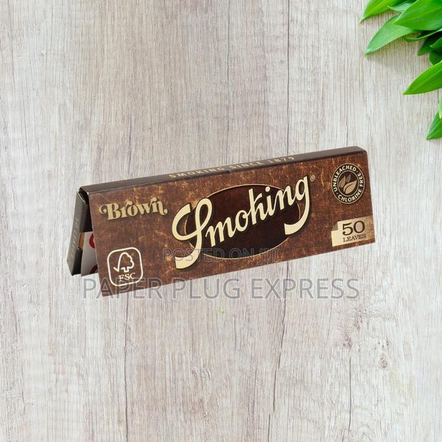 Smoking Brown Rolling Papers Medium 1 1/4 Size - thumbnail 2