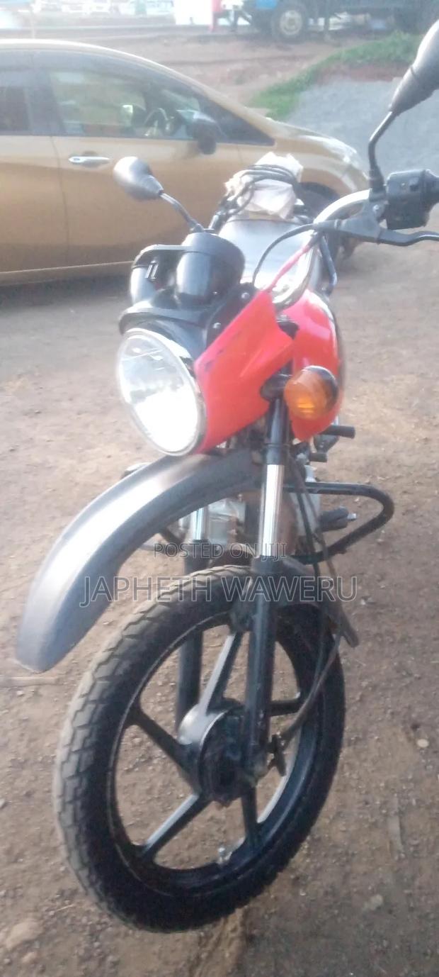 Bajaj Boxer 150 UG 2021 Red - main view