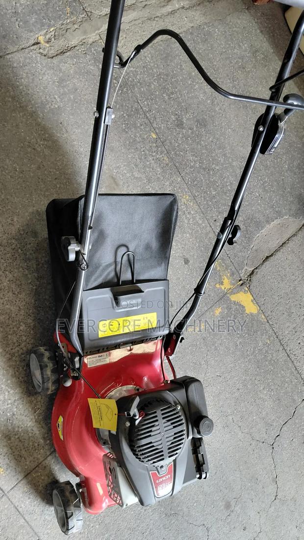 Heavy Duty 16inch Blade Lawn Mower Machine . - thumbnail 3