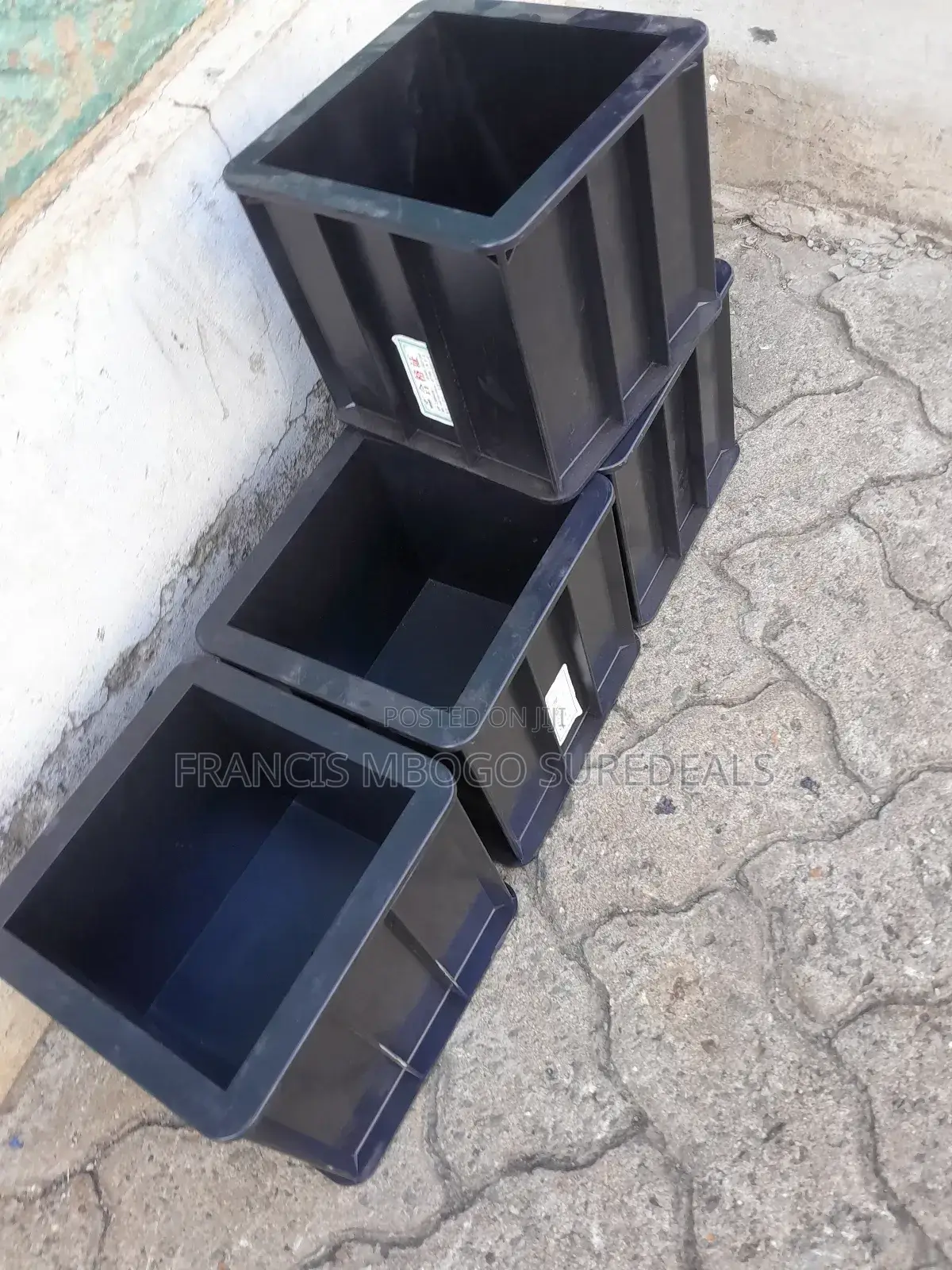 Testing Cubes Moulds (Concrete)