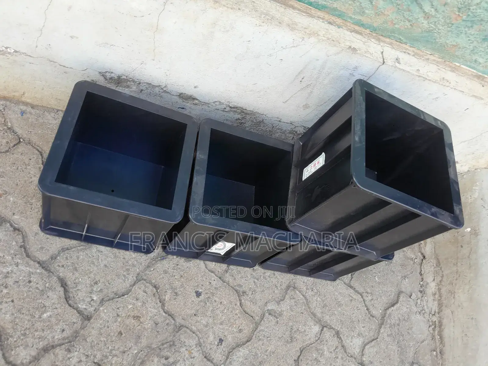 Testing Cubes Moulds (Concrete)