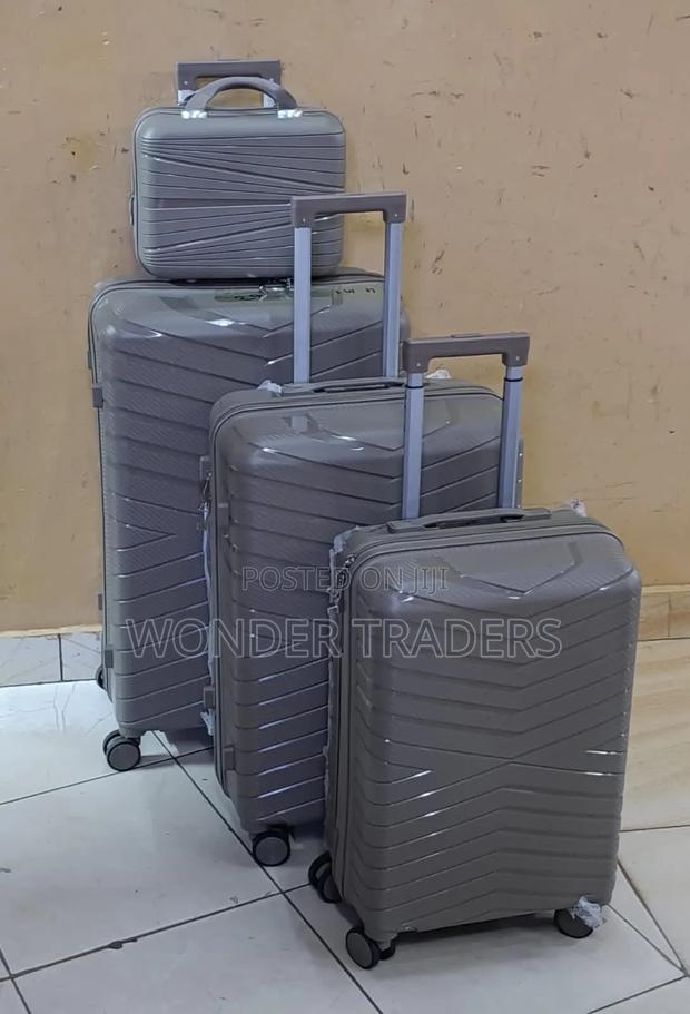 *4 in 1 Luxurious Unbreakable Suitcase- 4 1n 1 Suitcase - thumbnail 2