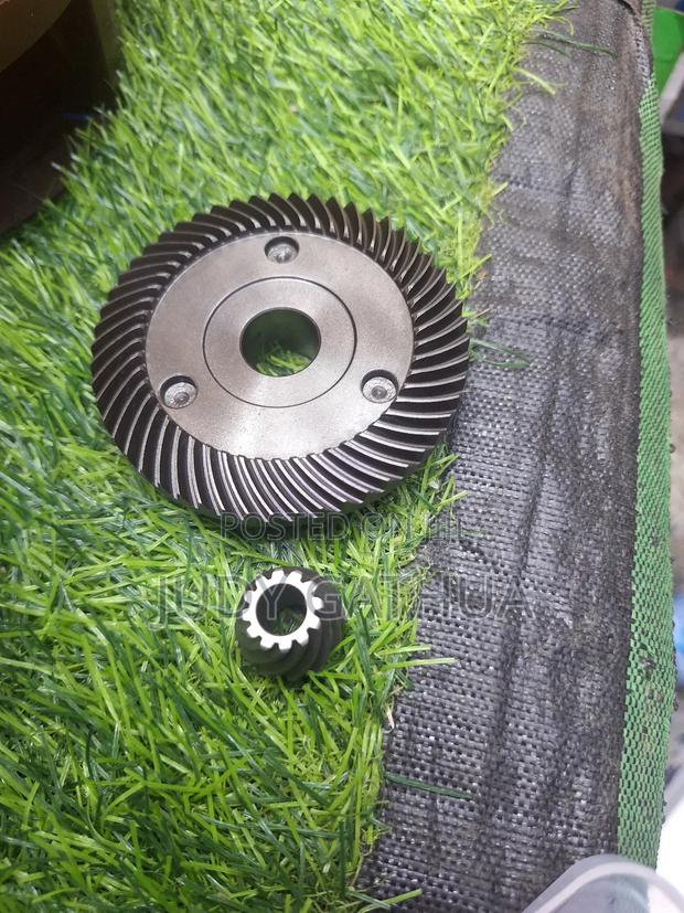 Gear for Grinder 9"