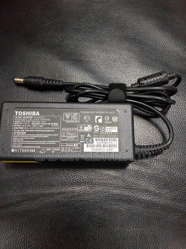 New Toshiba Acidc Big Pin Adapter