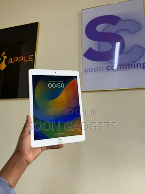 Apple iPad 9.7 256 GB White